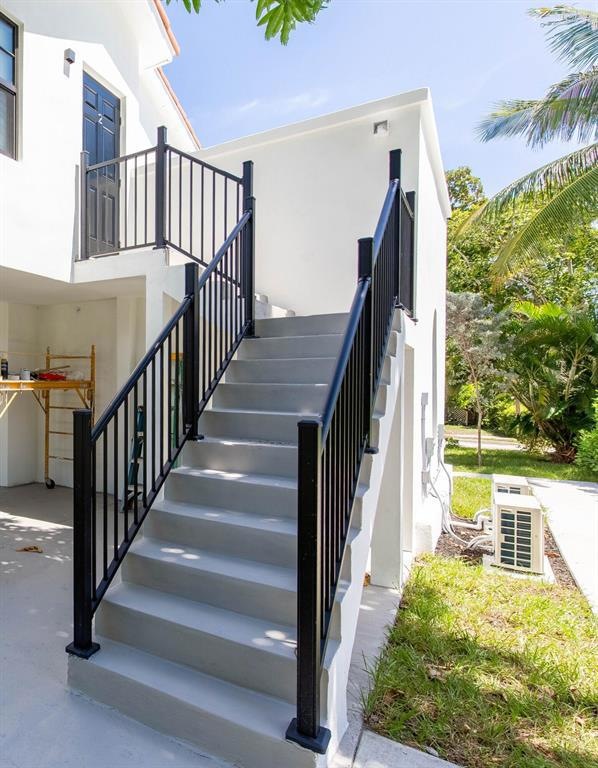 3815 Eastview Ave unit 2, West Palm Beach, FL 33407 - photo 1