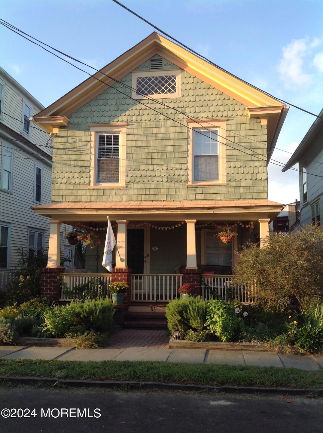 Front with no cars