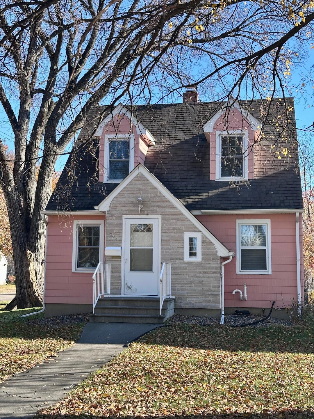 224 12th St N, Moorhead, MN 56560 - photo 1