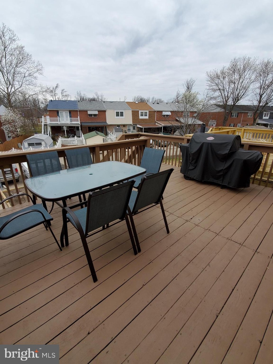 977 Stormont Cir, Halethorpe, MD 21227 - photo 1