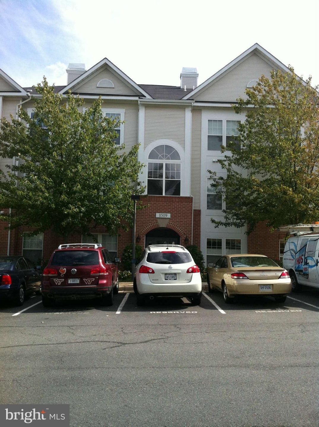 1519 N Point Dr unit 203, Reston, VA 20194 - photo 1