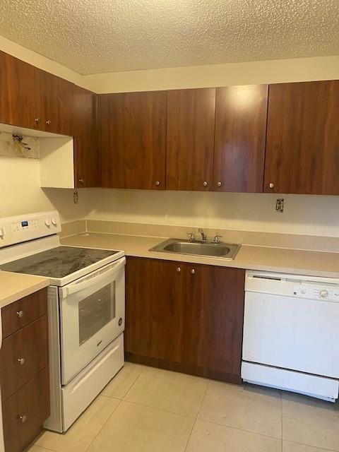 308 Meadows Cir, Boynton Beach, FL 33436 - photo 1