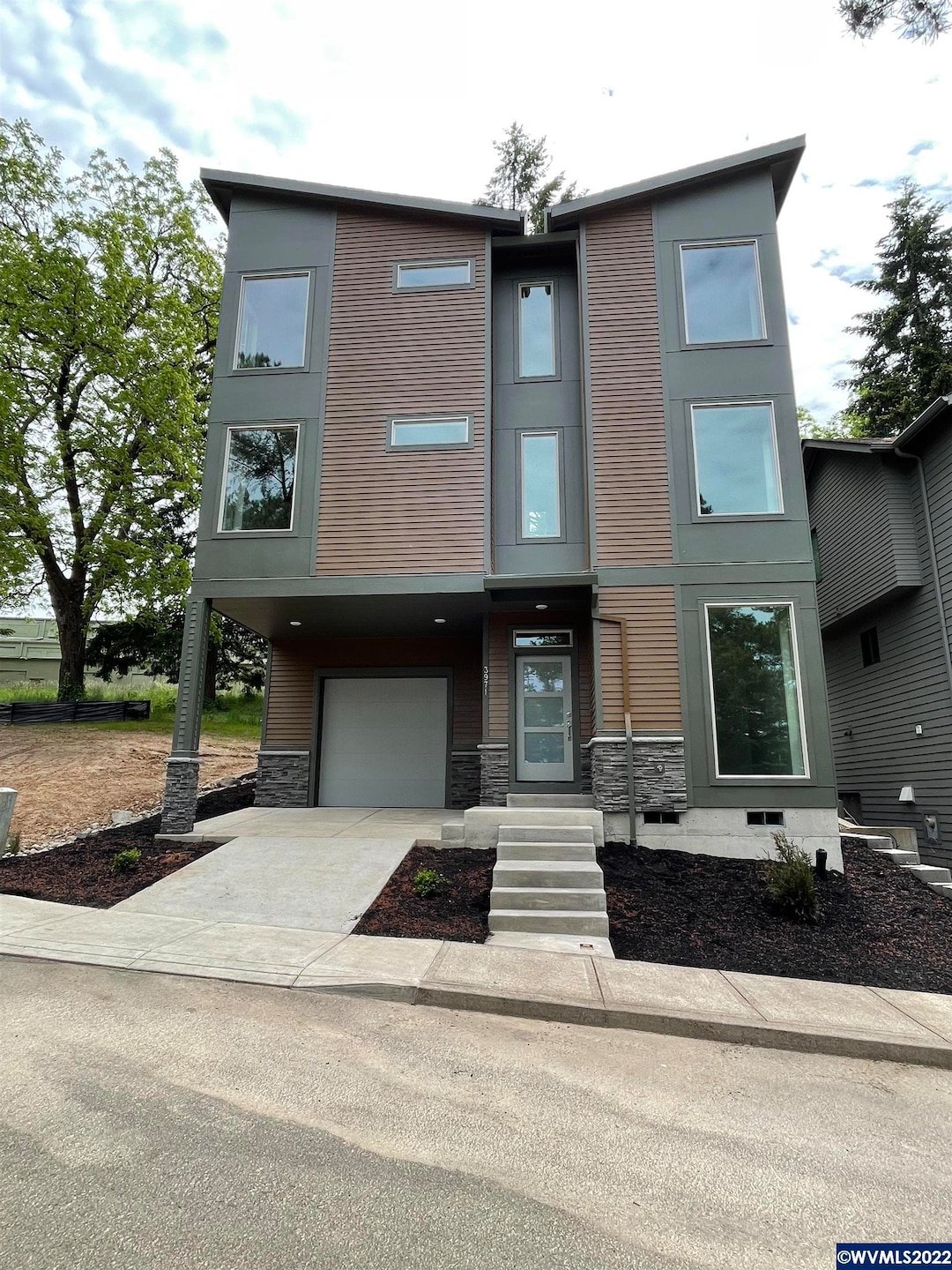 3971 Village Center Dr SE, Salem, OR 97302 - photo 1