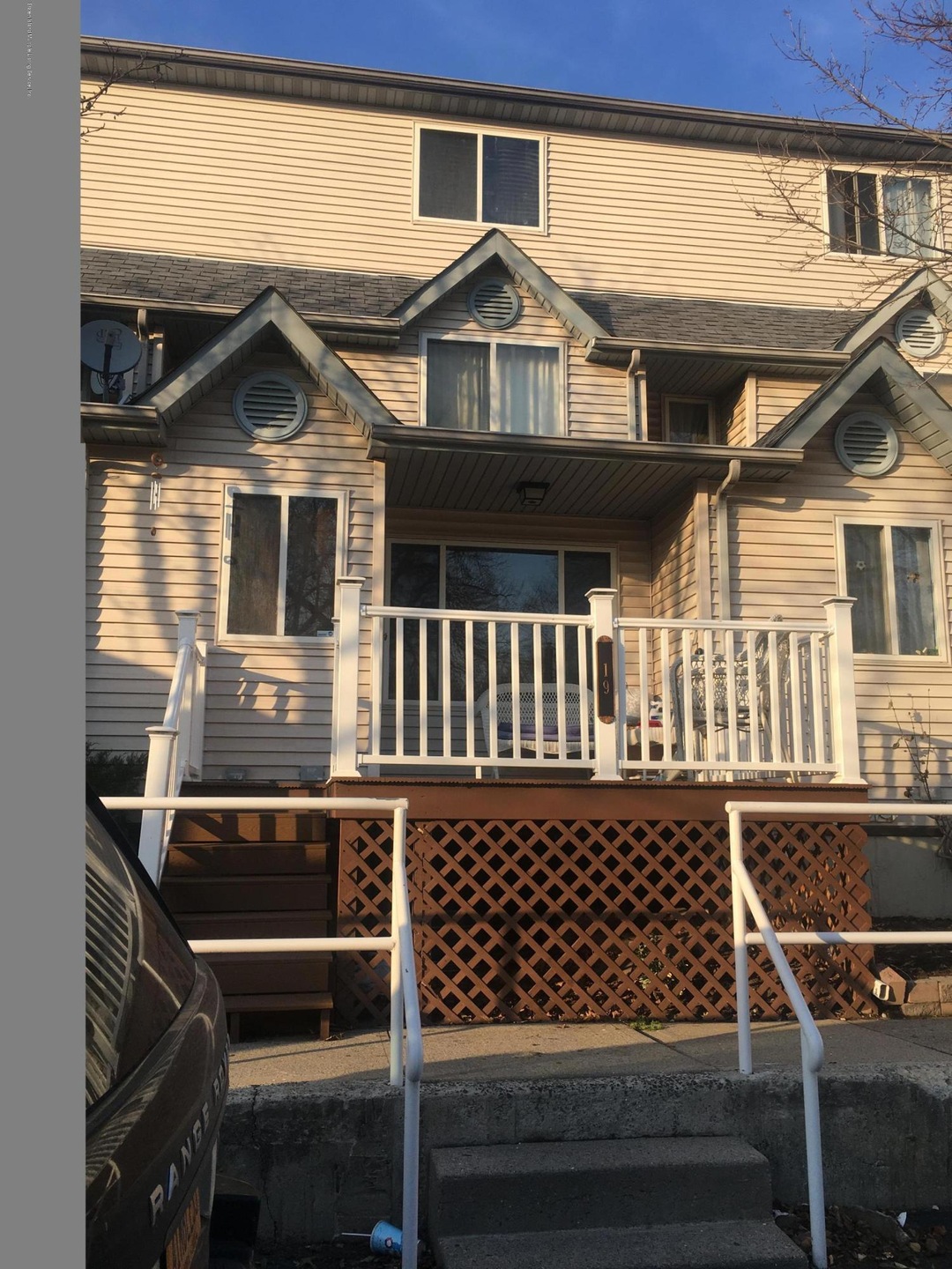19 forest lane