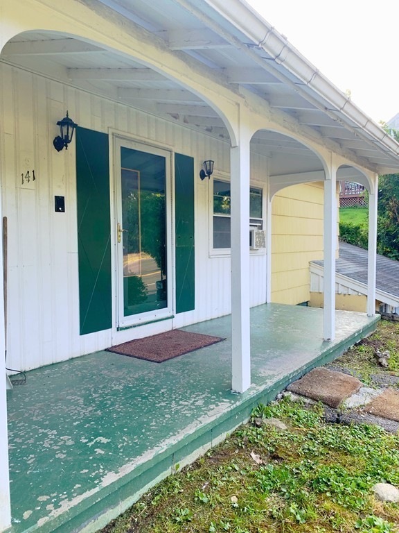 141 W Mountain St, Worcester, MA 01606 - photo 1