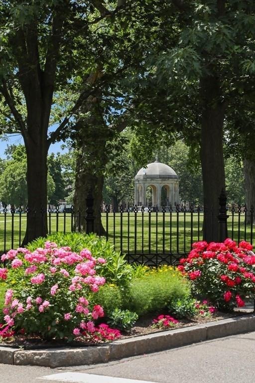 98 Washington Square E unit 7, Salem, MA 01970 - photo 1