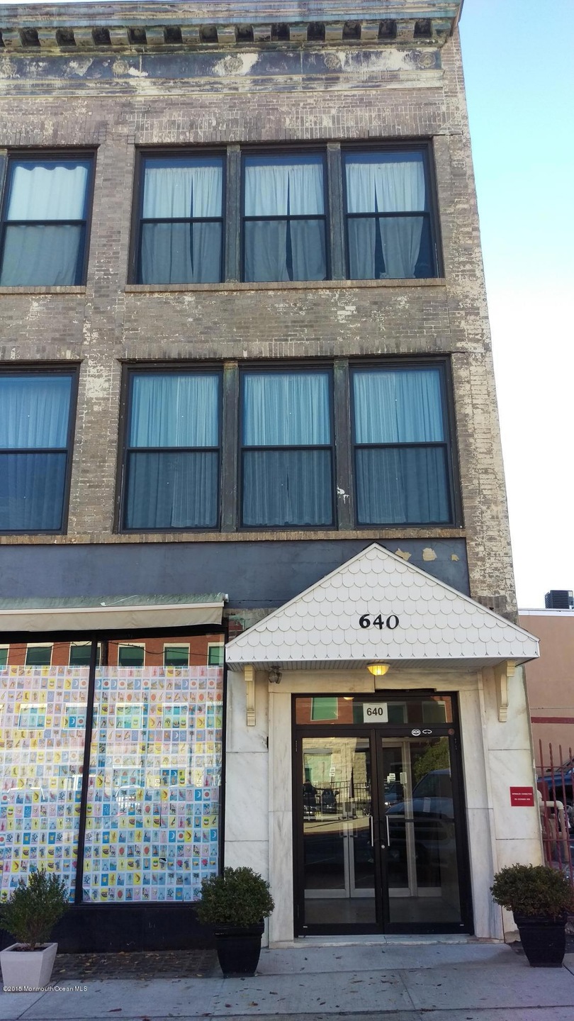 640 Mattison Ave unit 8, Asbury Park, NJ 07712 - photo 1