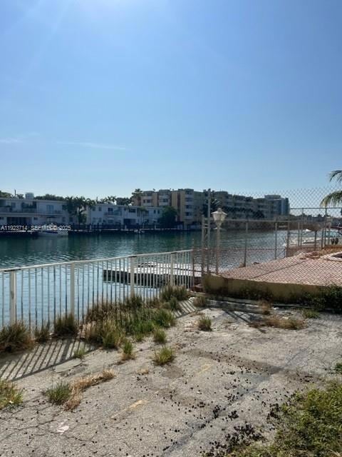 8001 Crespi Blvd unit 2D, Miami Beach, FL 33141 - photo 1