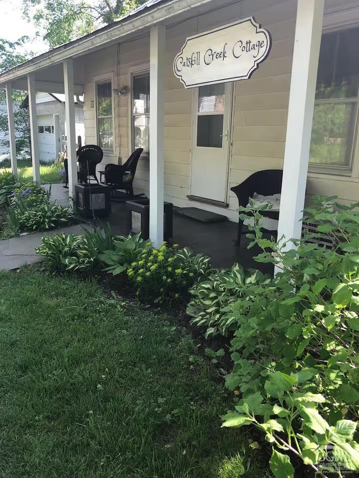 For Sale $450,000 • Co-Listing Agent