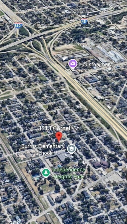 ...Convenient to 610 and I-45.