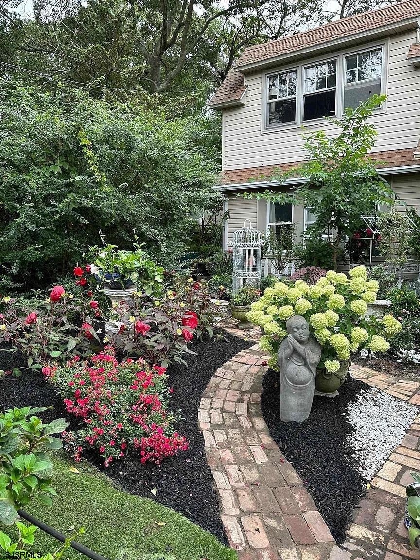 27 E Pierson Ave, Somers Point, NJ 08244 - photo 1