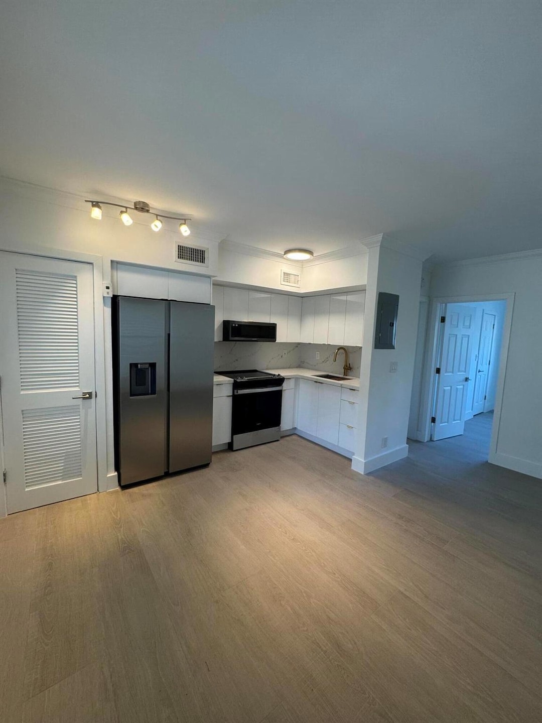 For Rent $2,000/month