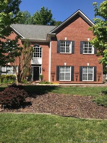 Gorgeous Brick front home with 2 car garage. Your 