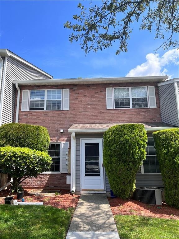 33 Jimal Dr, Middletown, NY 10940 - photo 1