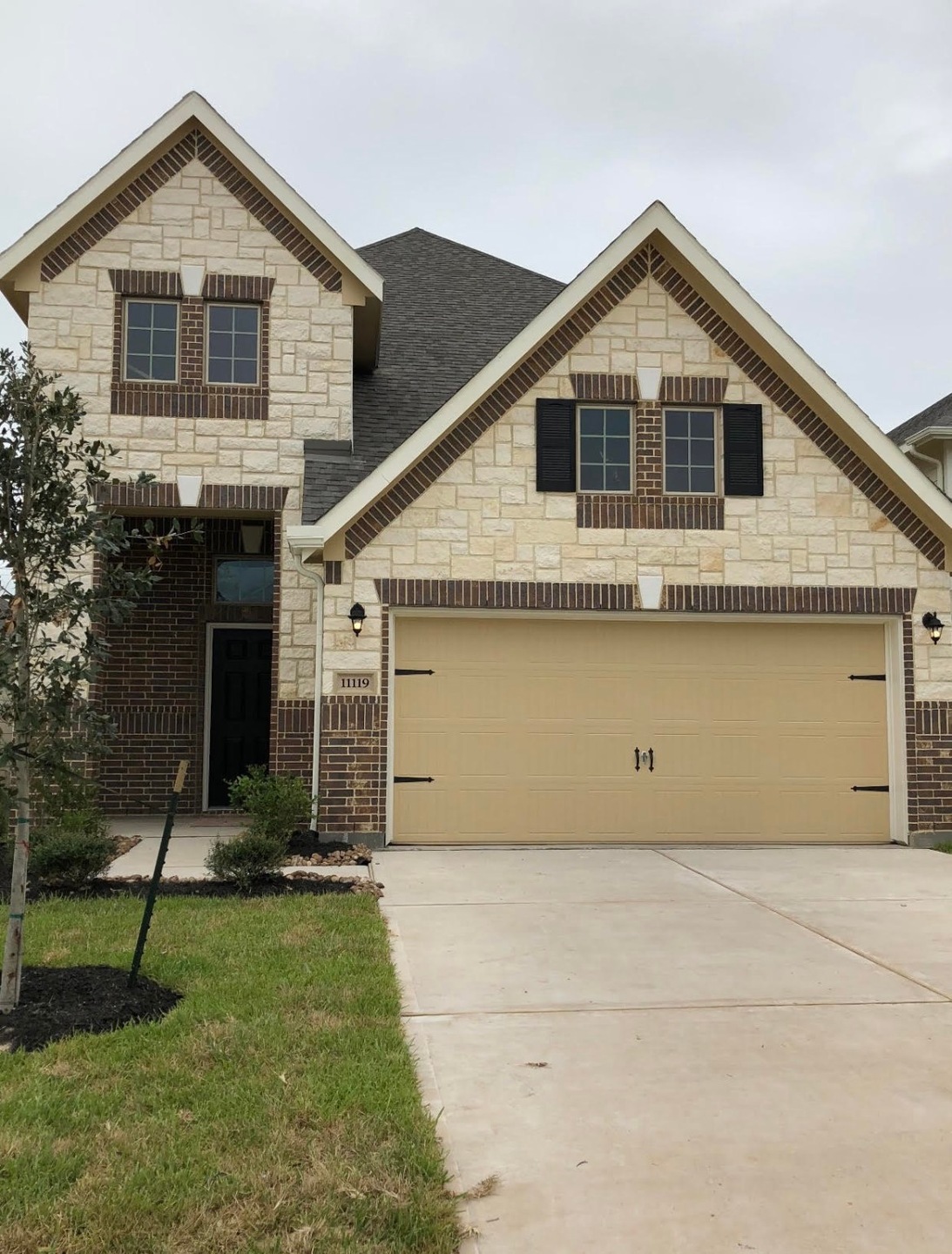 11119 Sun River Falls Dr, Humble, TX 77396 - photo 1