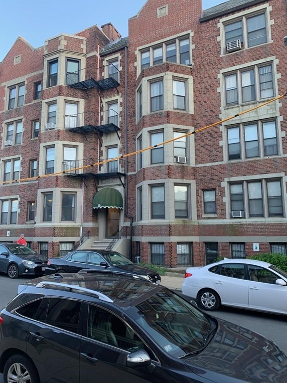 26 Commonwealth Terrace unit 2, Brighton, MA 02135 - photo 1