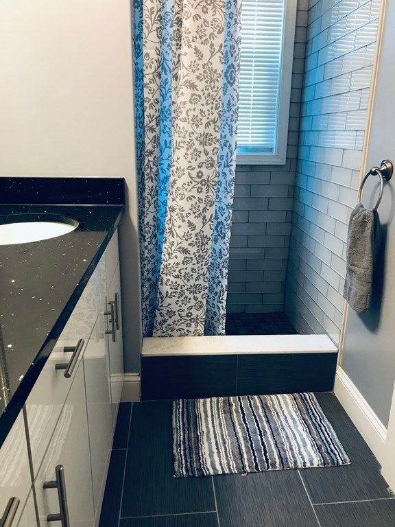 24 Mullen Ct unit 2, Newton, MA 02461 - photo 1