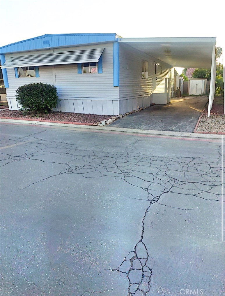 26245 Baseline St unit 22, Highland, CA 92346 - photo 1