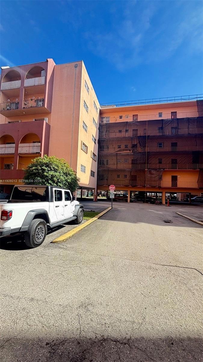440 E 23rd St unit 1401, Hialeah, FL 33013 - photo 1