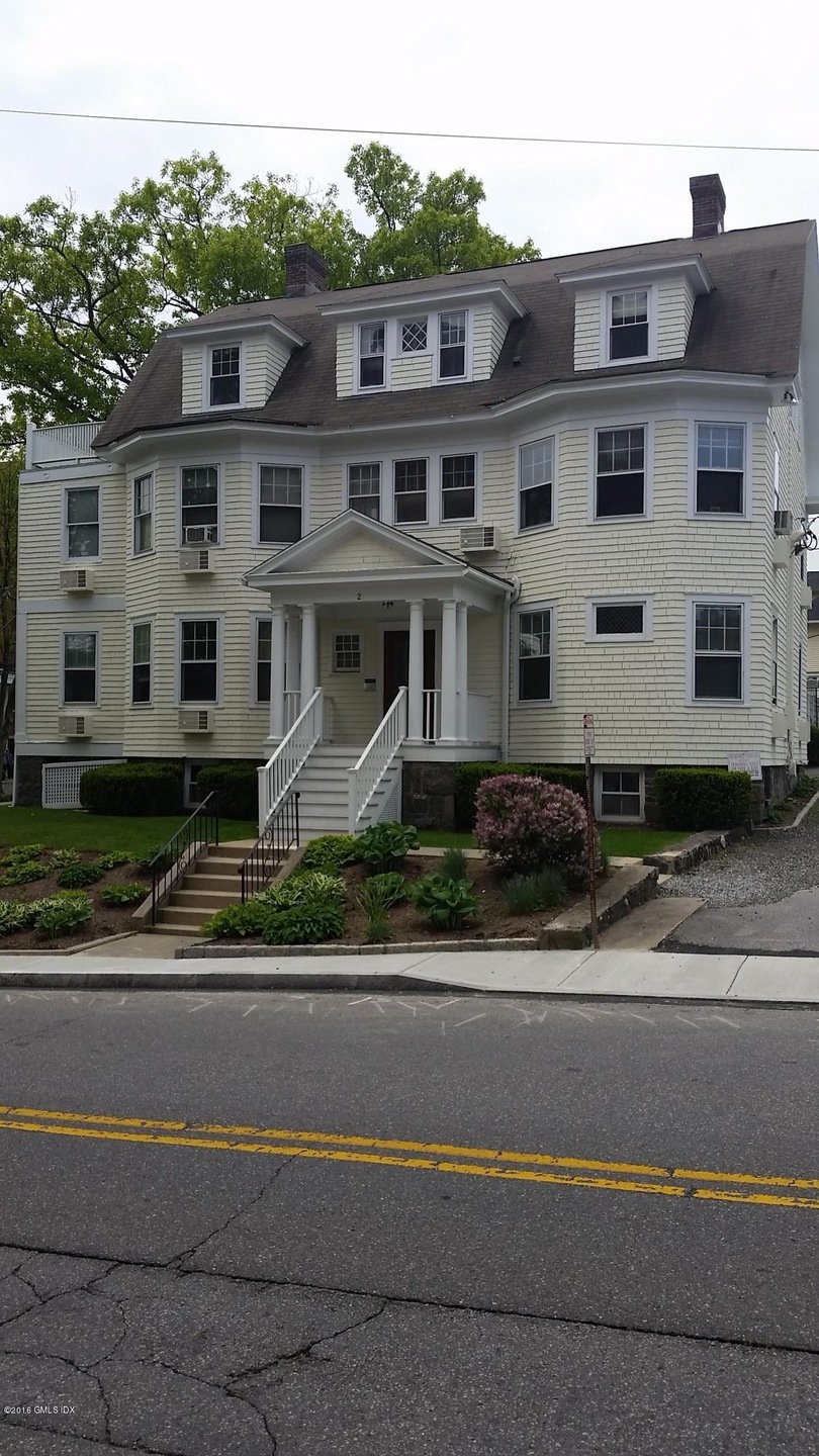 2 Benedict Place unit 3 A, Greenwich, CT 06830 - photo 1