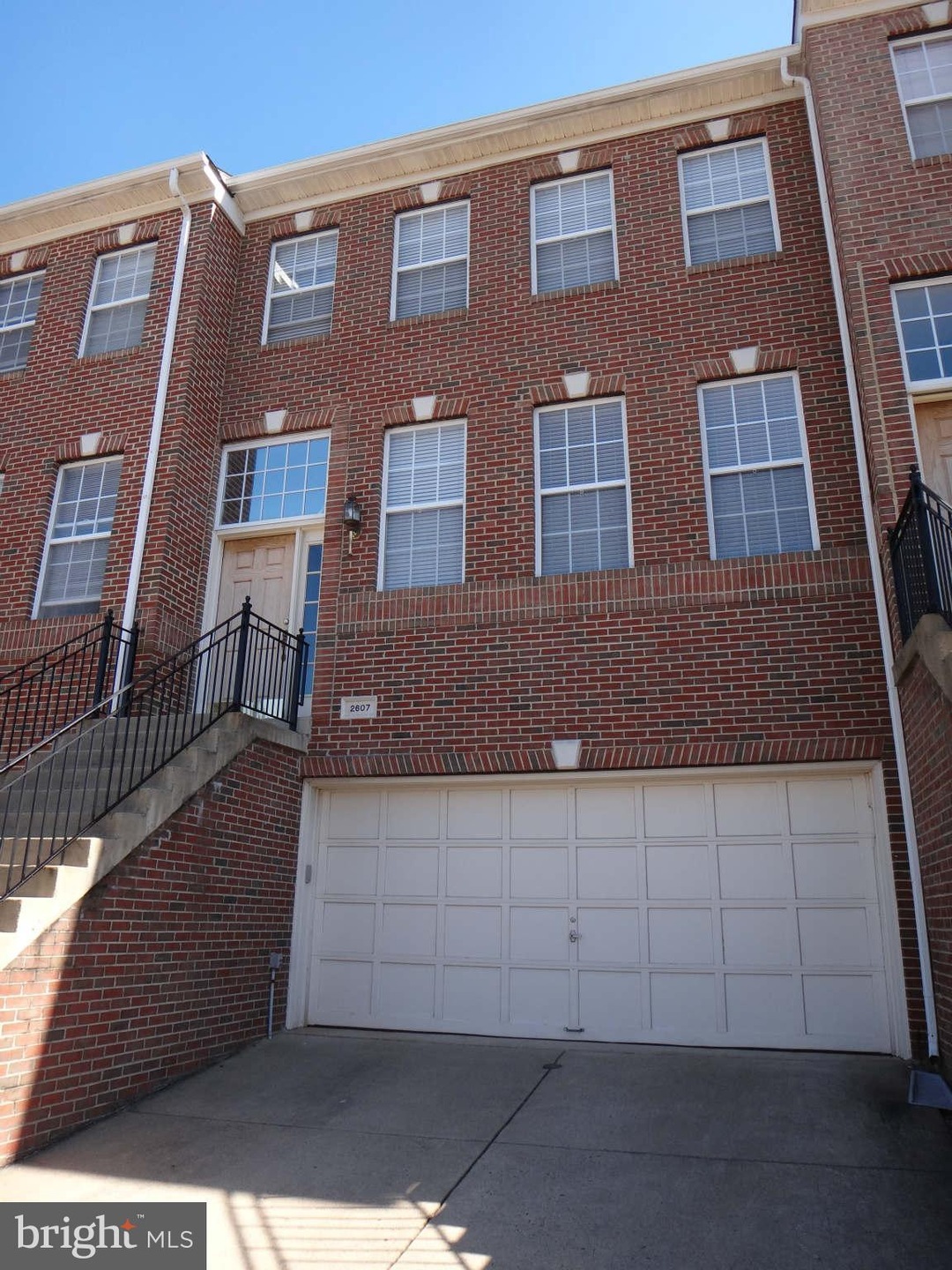 2607 Tarleton Corner Dr, Herndon, VA 20171 - photo 1