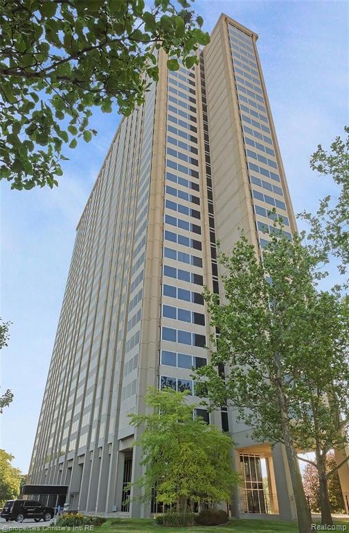 1300LafayetteUnit608-609_001.jpg
