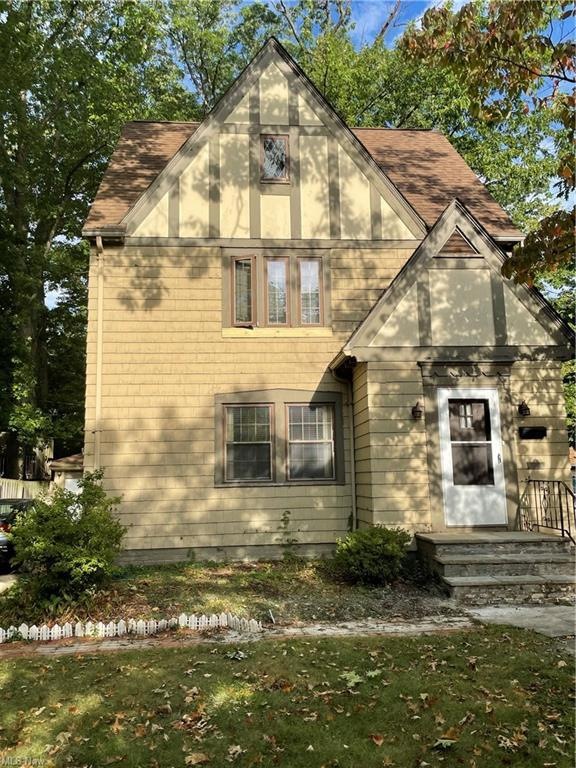 24371 Glenbrook Blvd, Euclid, OH 44117 - photo 1