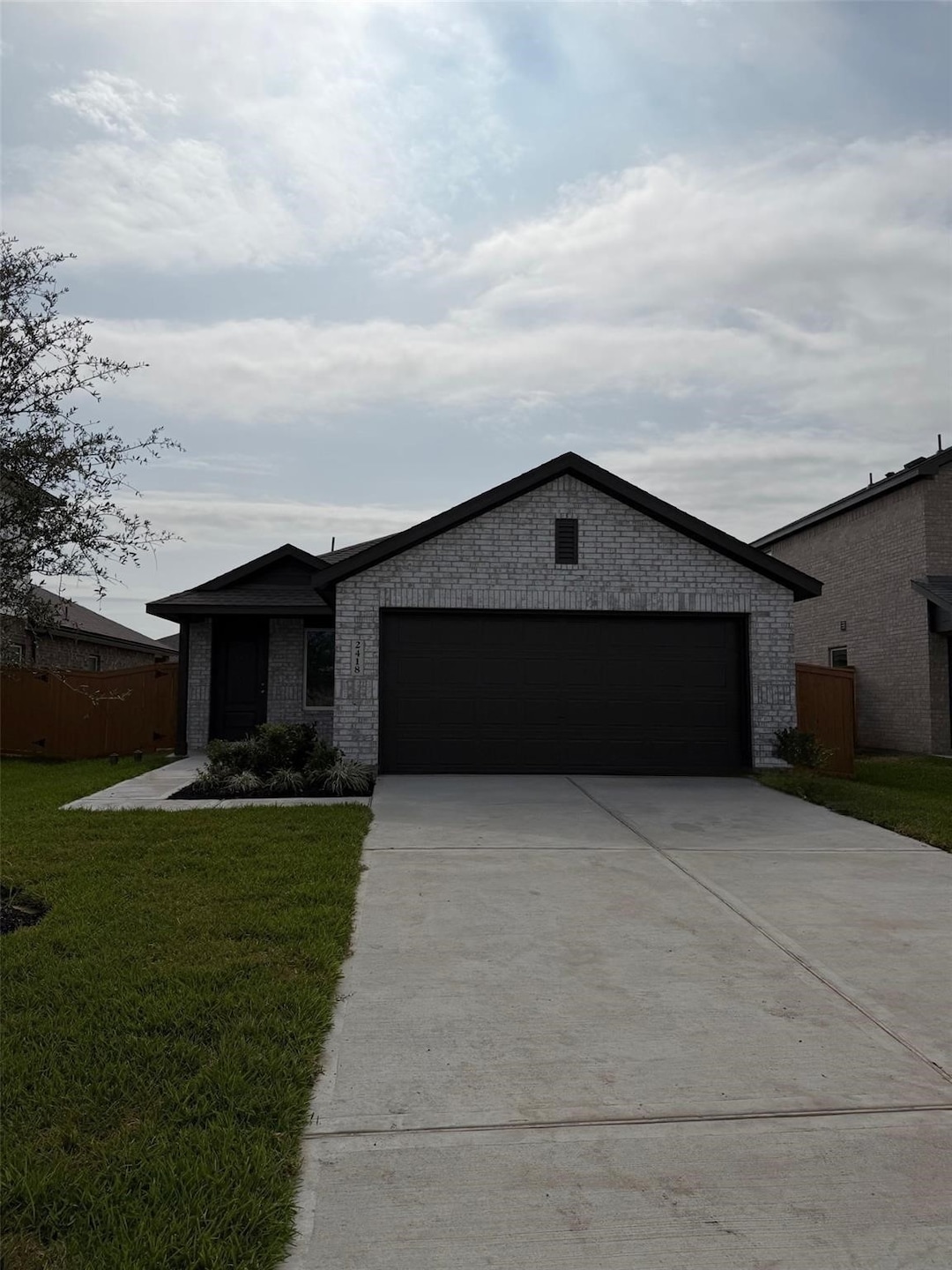 2418 Imperial Jade Dr, Rosharon, TX 77583 - photo 1