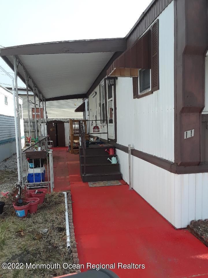 11 Avenue A, Hazlet Twp., NJ 07734 - photo 1