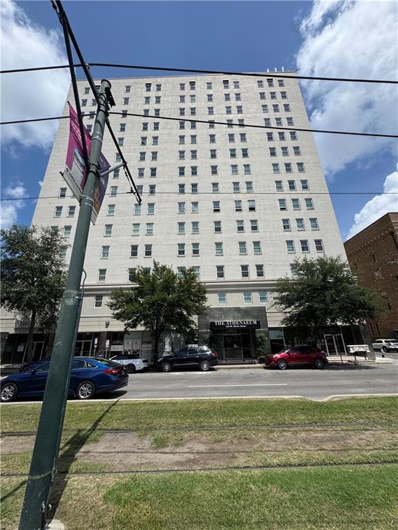 For Rent $1,300/month