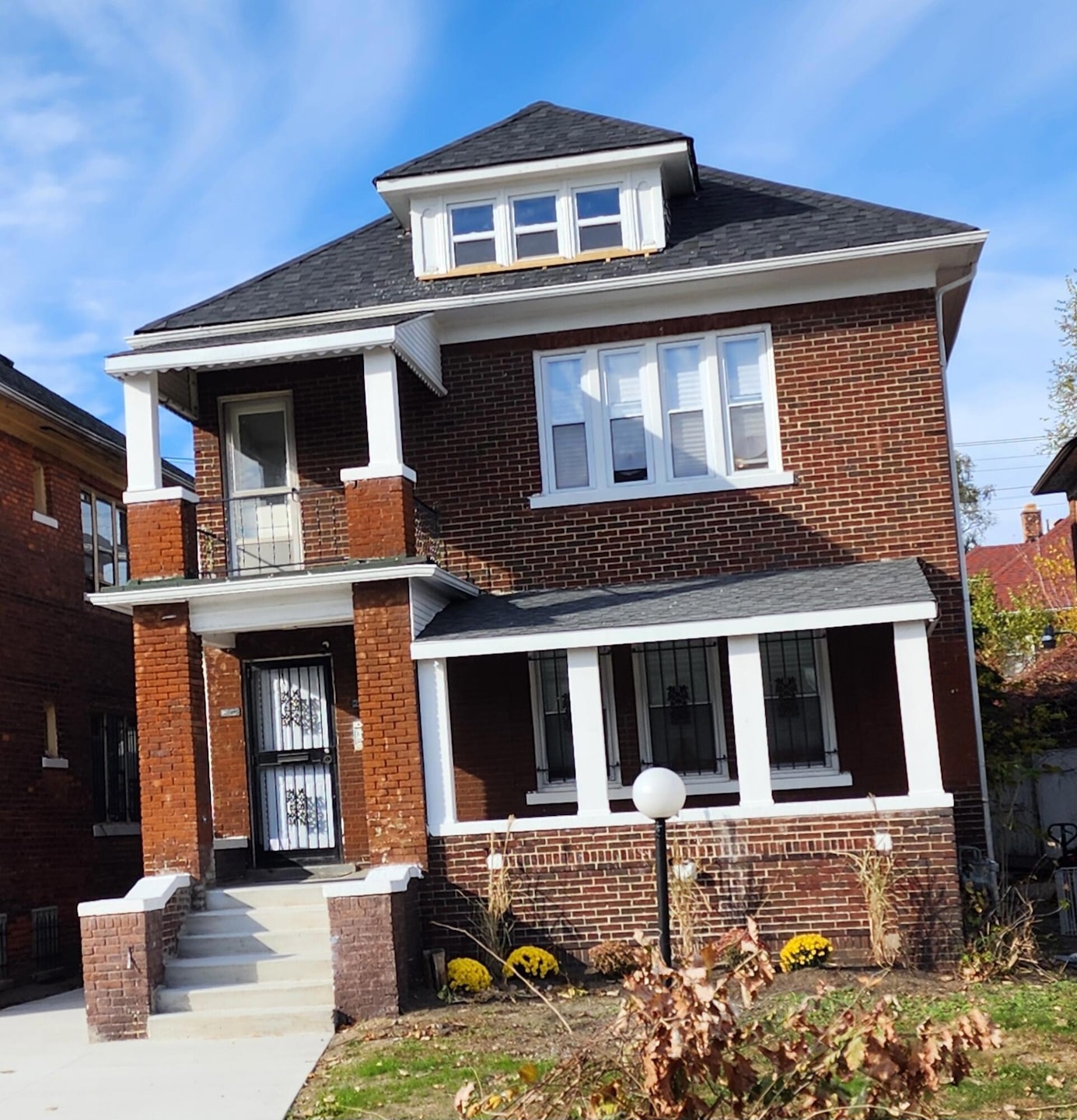 Brick spacious Duplex
