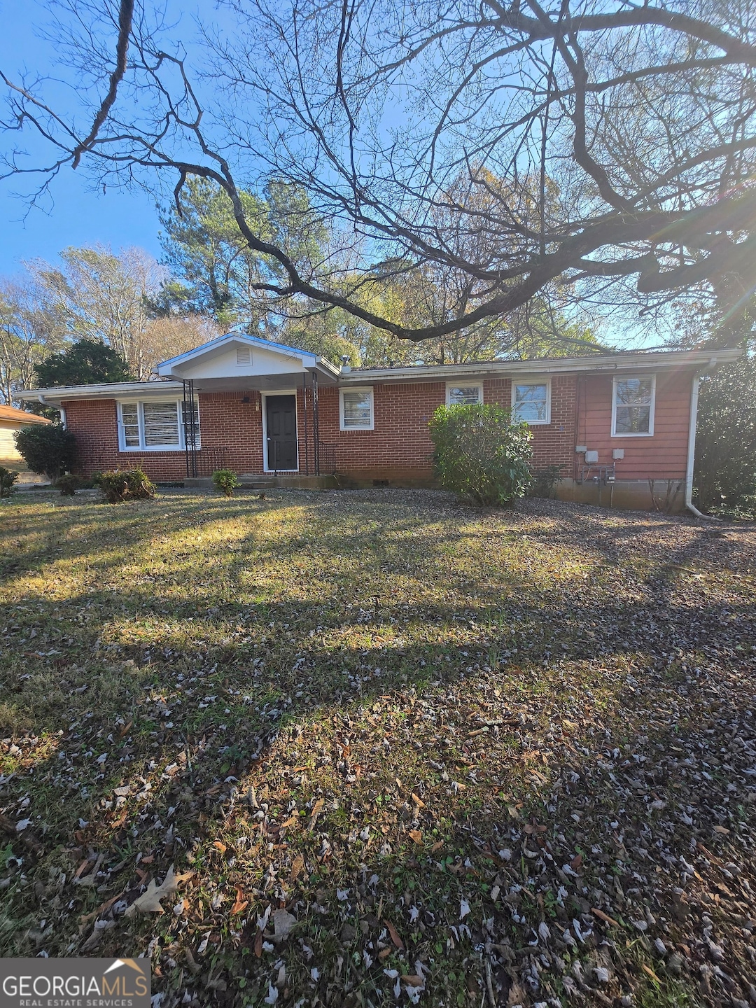 961 Dixie Dr, Jonesboro, GA 30236 - photo 1