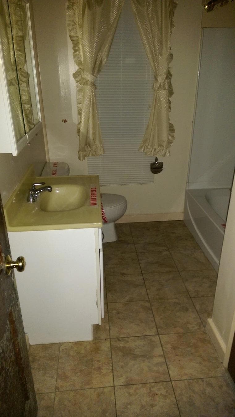 Innis bathroom after trashout