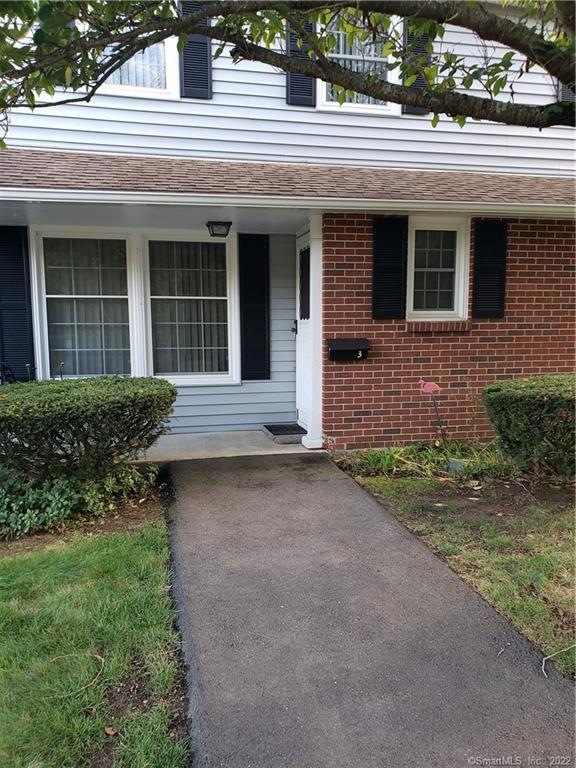 3 Greenwich Way unit 3, Milford, CT 06460 - photo 1