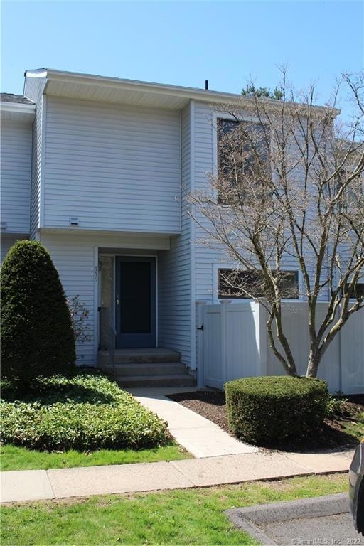 556 Oak Ave, Cheshire, CT 06410 - photo 1