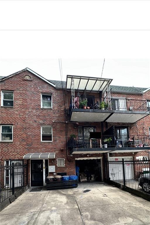 For Sale $1,125,000 • Co-Listing Agent