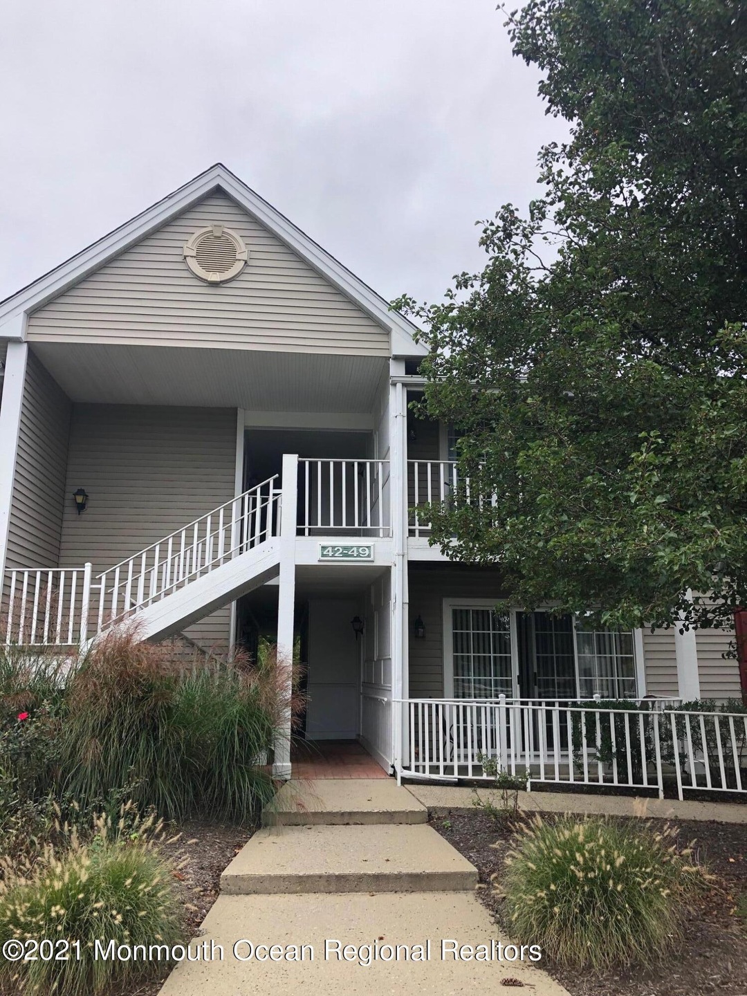 48 Players Cir, Tinton Falls, NJ 07724 - photo 1