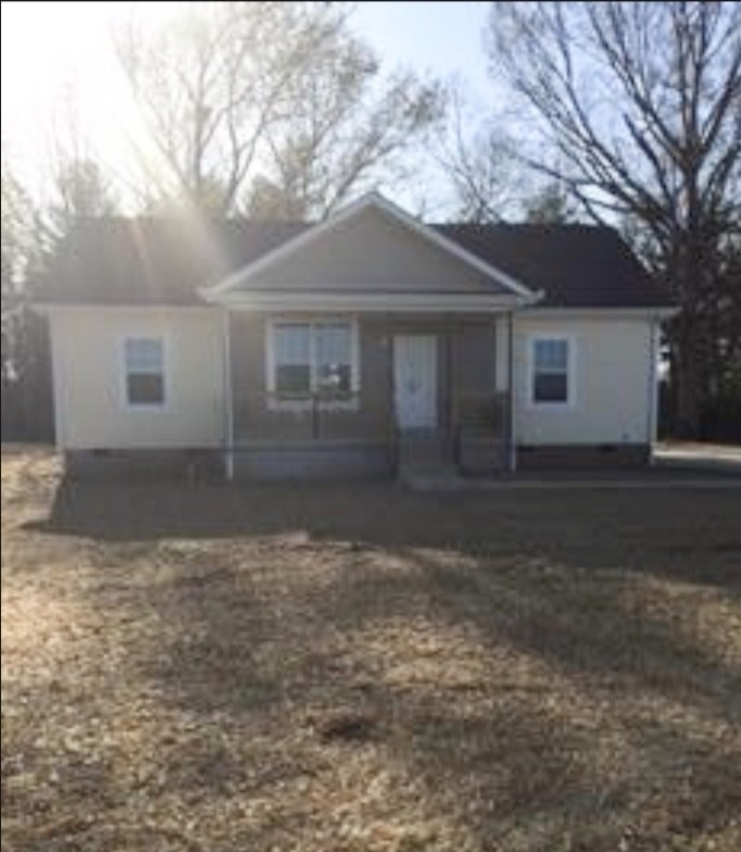 105 Lockhart St, Dickson, TN 37055 - photo 1