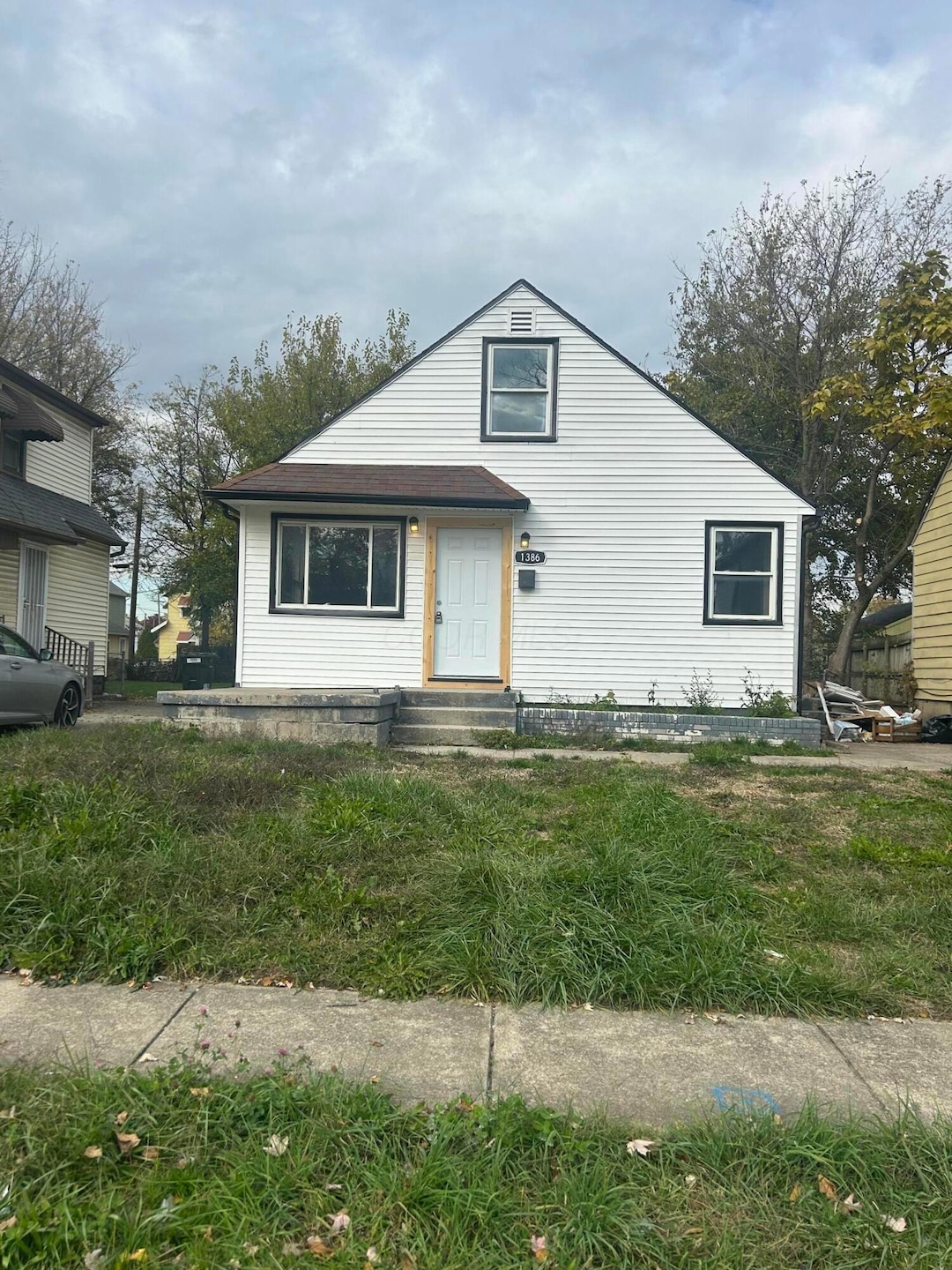 Under Contract $125,000 • Co-Listing Agent