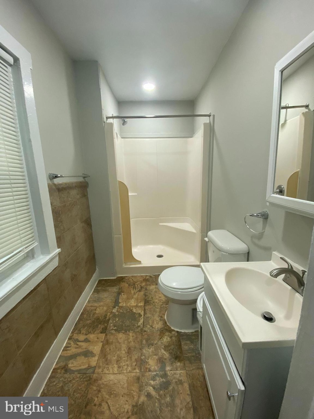 535 E Lafayette St unit 2, Norristown, PA 19401 - photo 1