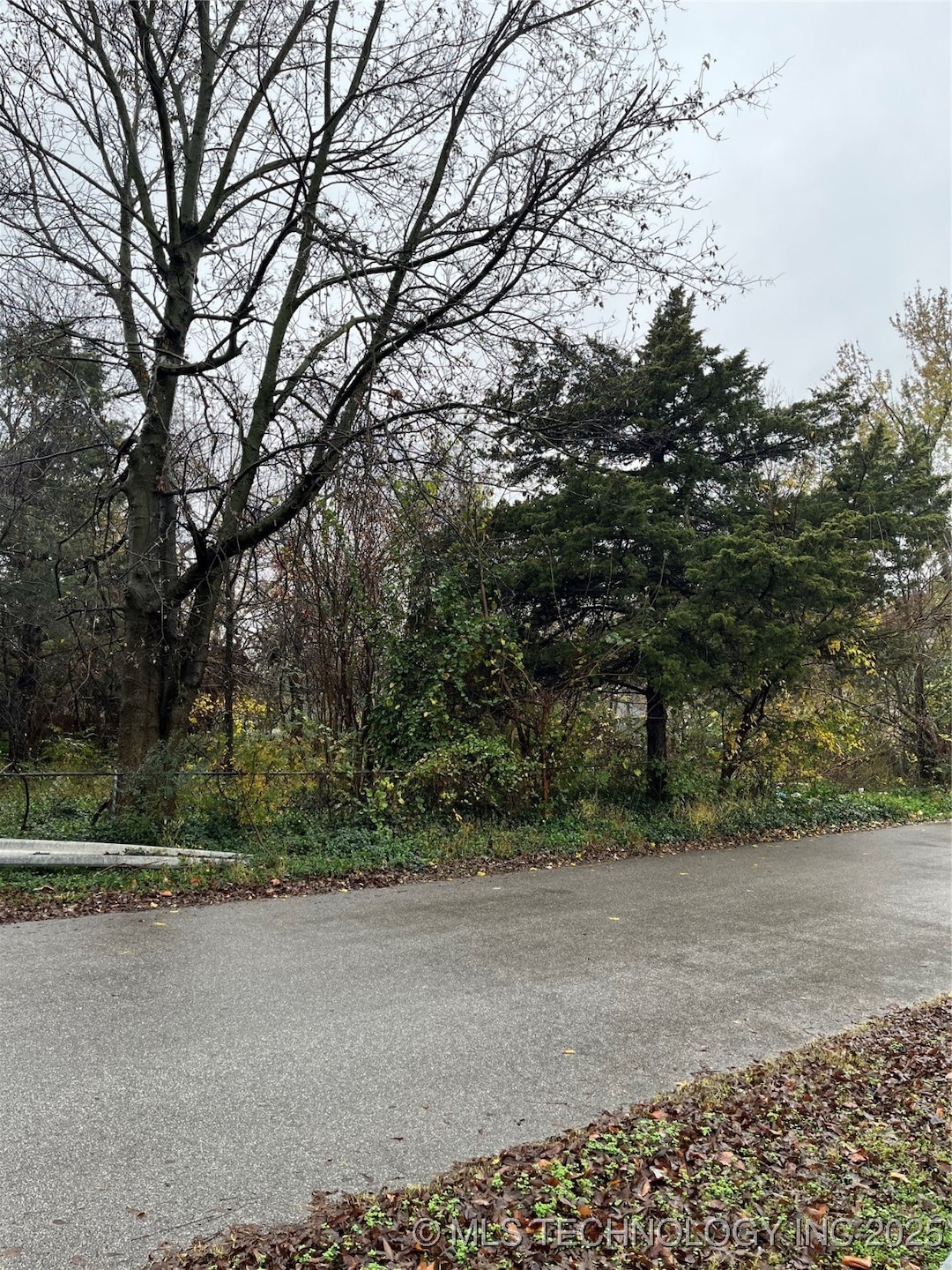 2022 W 43rd St, Tulsa, OK 74107 - photo 1