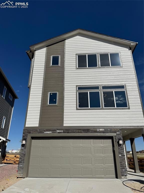 For Sale $483,125