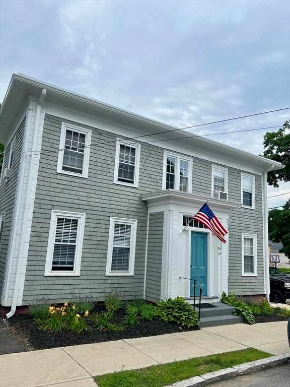 26 Munroe St unit 4, Newburyport, MA 01950 - photo 1