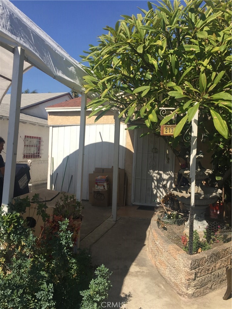 2139 E Knopf St, Compton, CA 90222 - photo 1