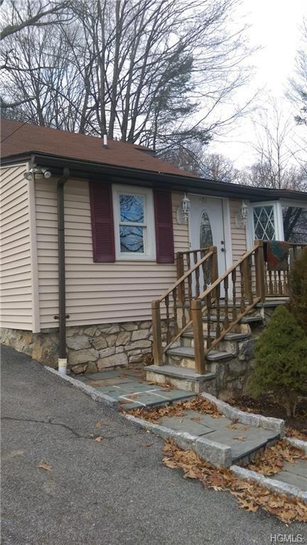 171 Tanglewylde Rd, Lake Peekskill, NY 10537 - photo 1