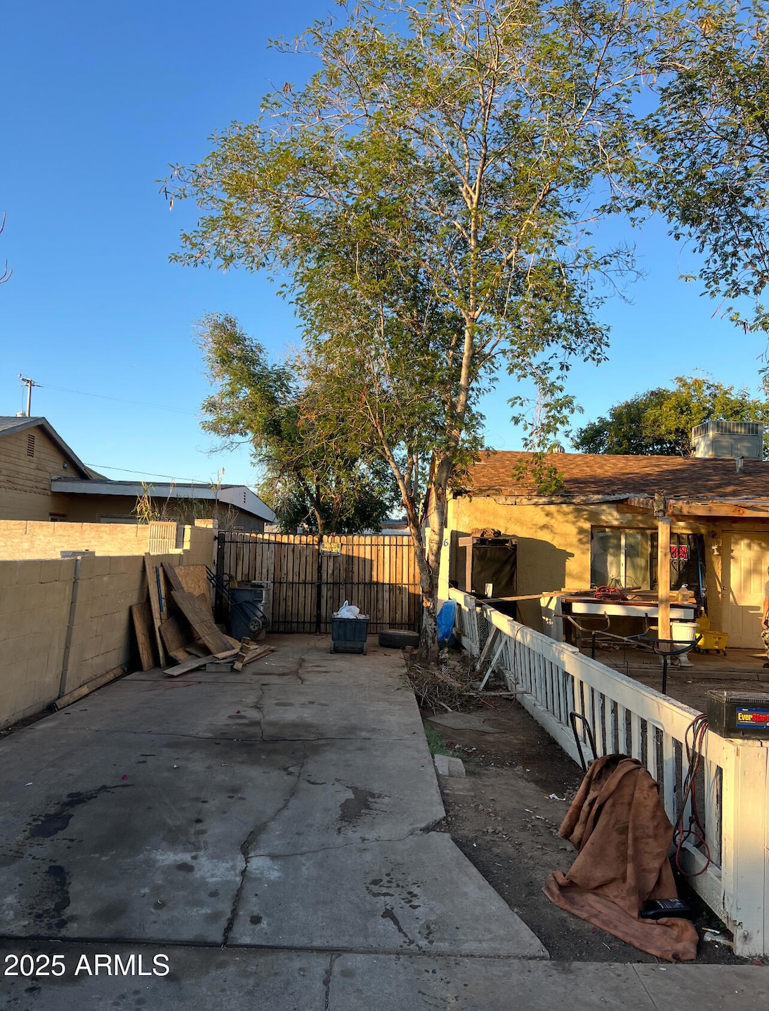 3206 W Pierce St, Phoenix, AZ 85009 - photo 1