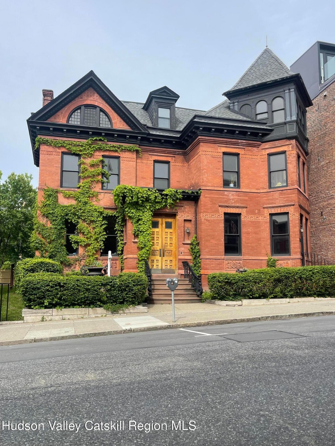 420 Warren St unit 3R, Hudson, NY 12534 - photo 1