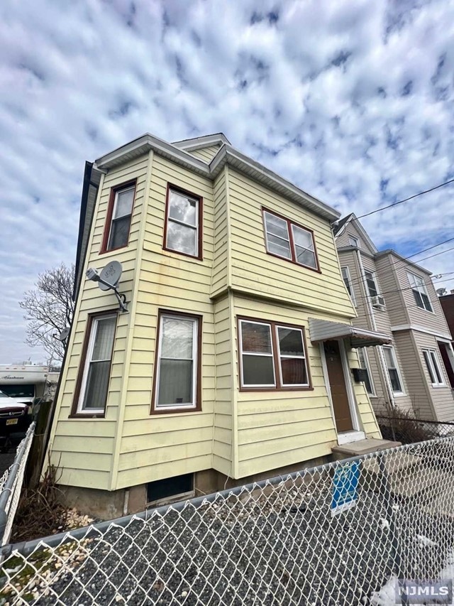 14 Kulick St unit 2nd floor, Clifton, NJ 07011 - photo 1