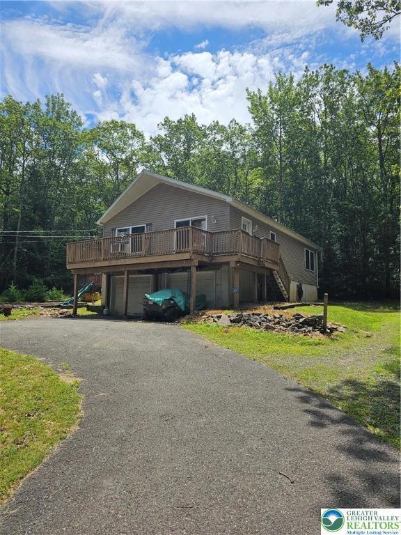 178 Sparrow Ln, Jim Thorpe, PA 18229 - photo 1