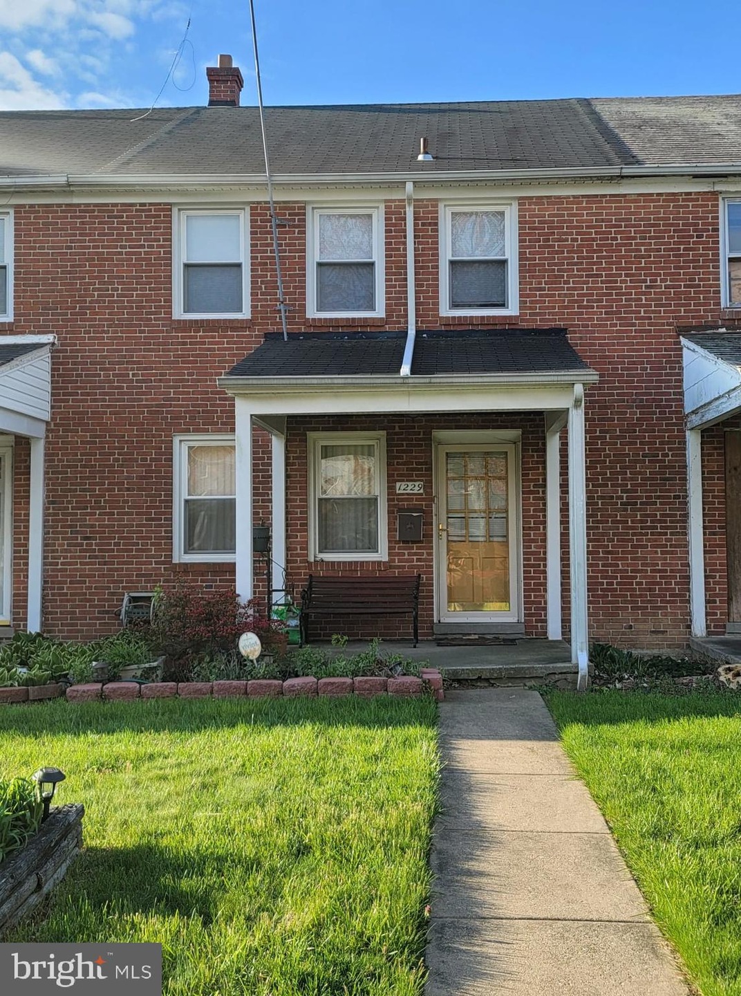 1229 Meridene Dr, Baltimore, MD 21239 - photo 1